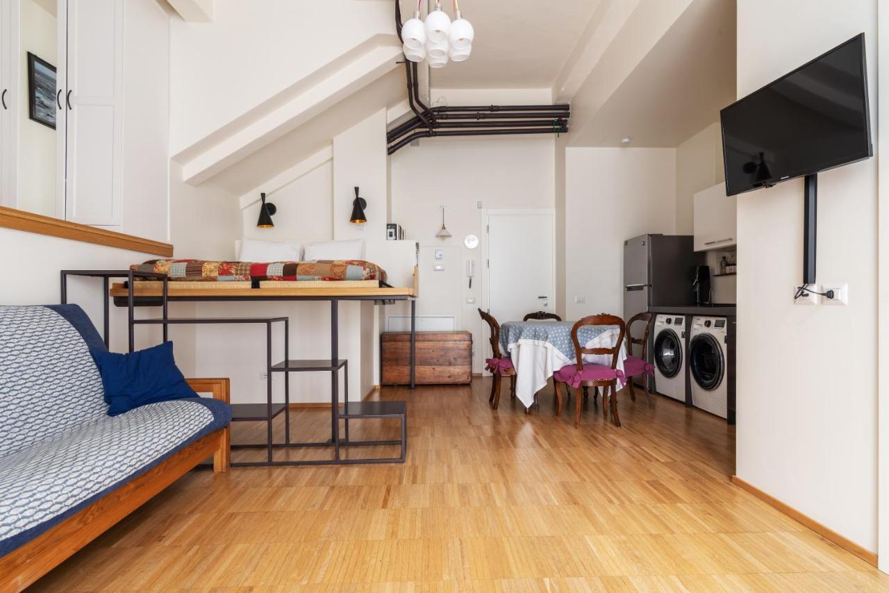 Apartamento La Casa Colorata - Flats In Milan - Bocconi Exterior foto