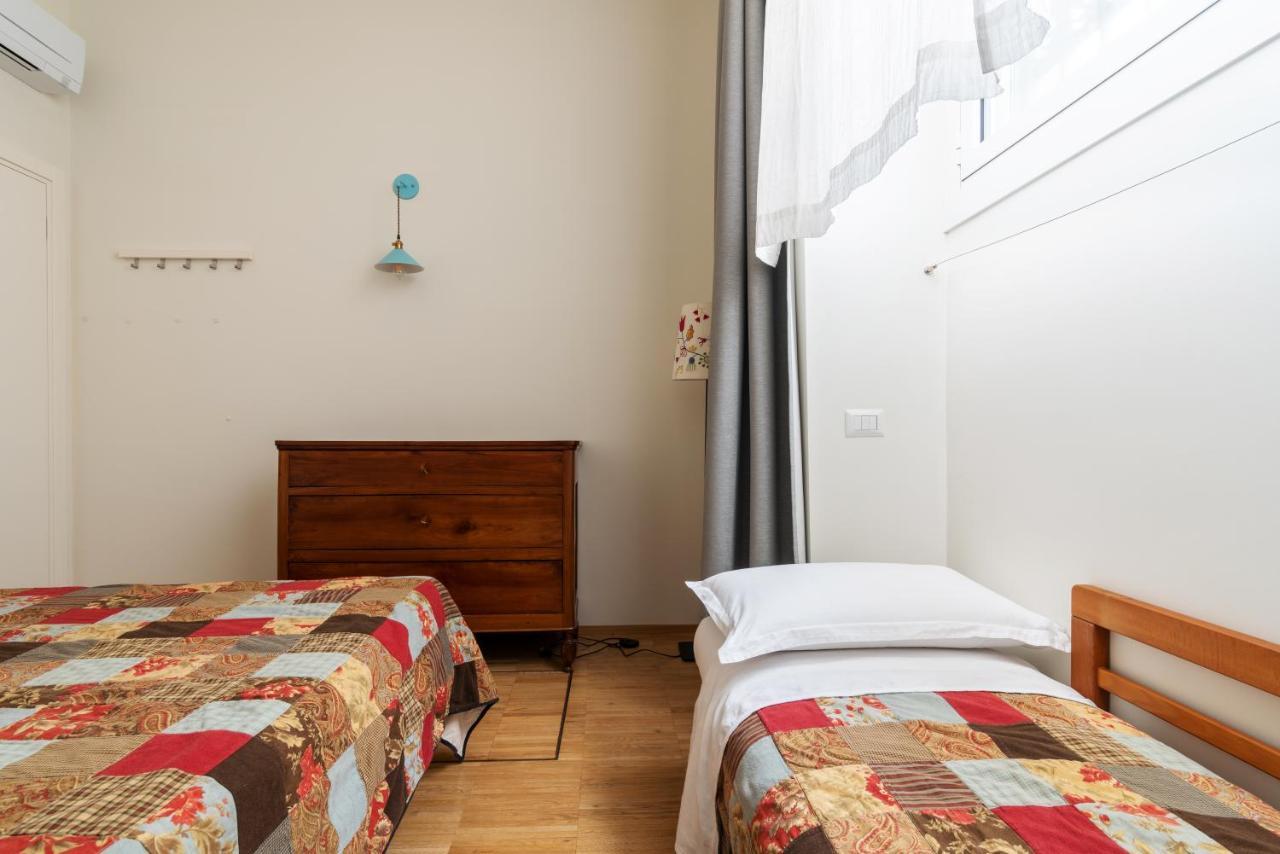 Apartamento La Casa Colorata - Flats In Milan - Bocconi Exterior foto